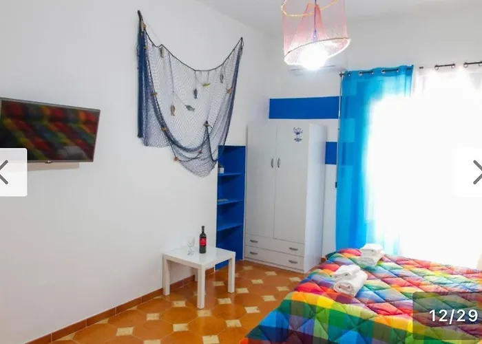 Sailor's House Captain * Cefalù