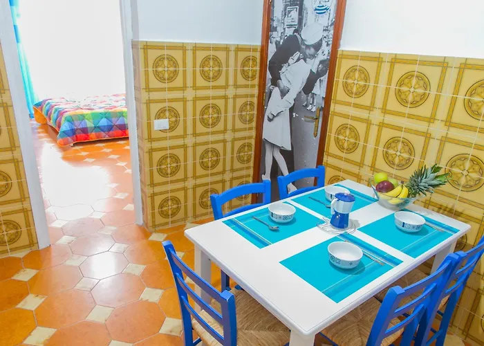 Sailor's House Captain *