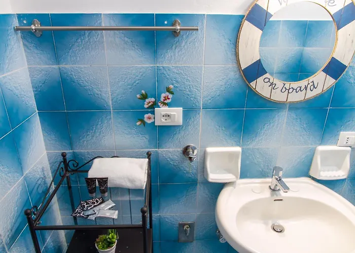 Sailor's House Captain * Cefalù