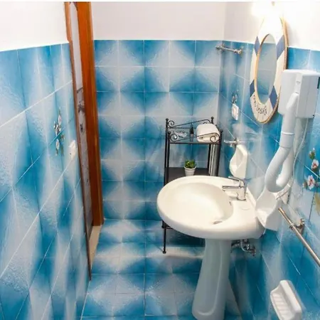 Sailor's House Captain * Cefalù