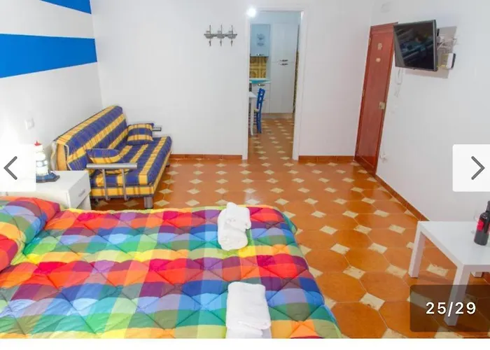 Sailor's House Captain *