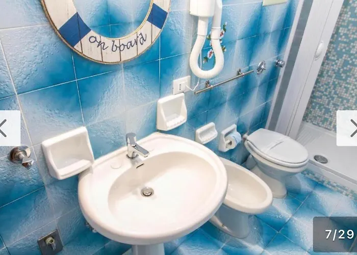 Sailor's House Captain *